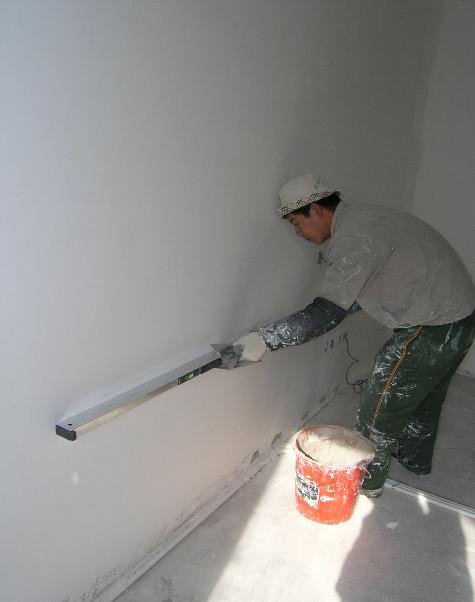 室内装修中新做的水泥墙面上能刷乳胶漆吗?