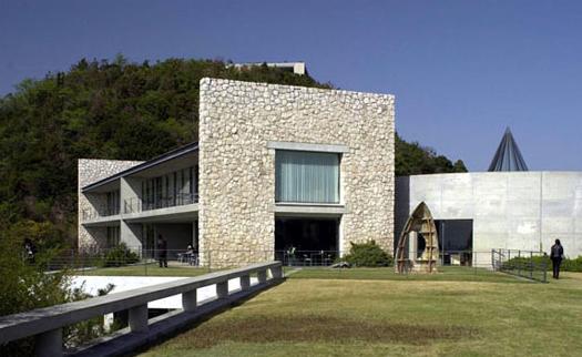 人与建筑的关系图