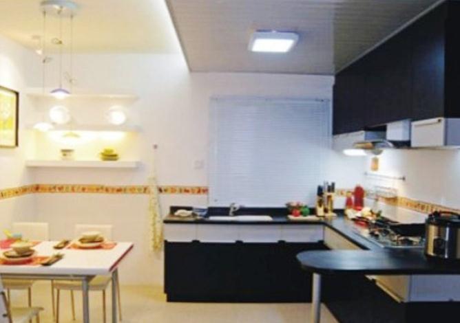 家庭装修时厨房照明设计参考图片